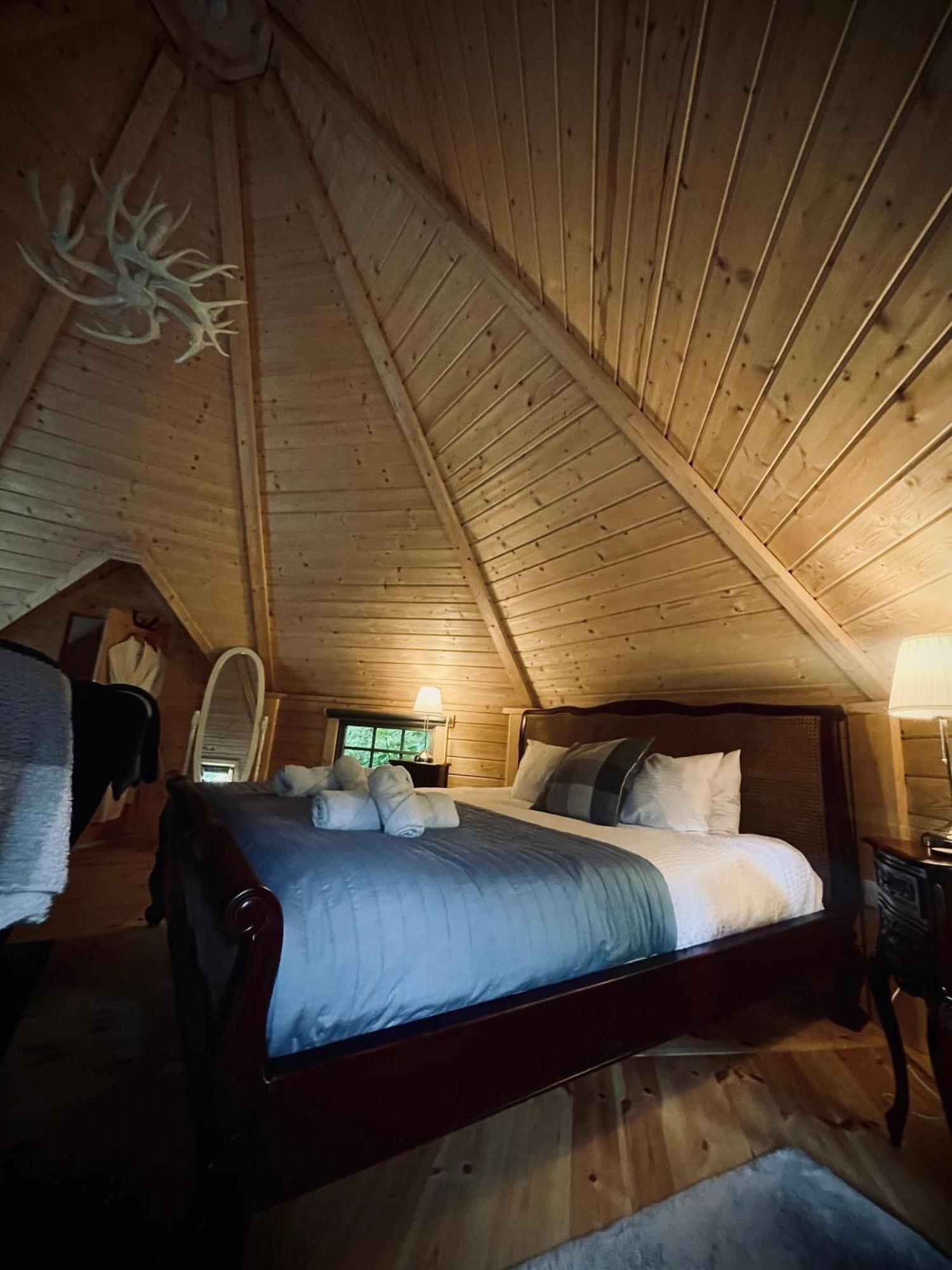 Aos Si Lodges Баллачулиш Экстерьер фото